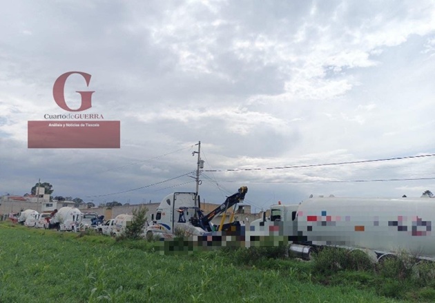 Aseguran cuatro pipas y 28 mil litros de hidrocarburo en Texcalac, Apizaco