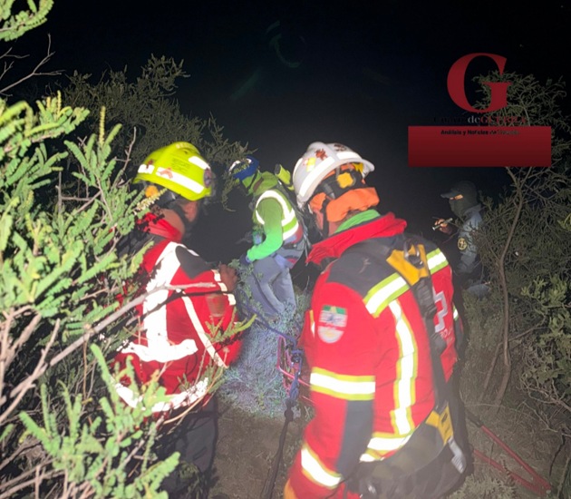 Cuerpos de emergencia rescatan cadáver de un hombre en barranco de Panotla