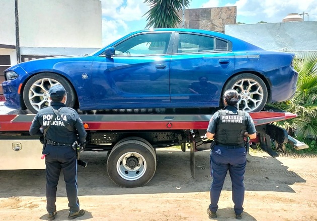 Asegura Policía Municipal de Tlaxcala vehículo con reporte de robo internacional en San Lucas Cuauhtelulpan