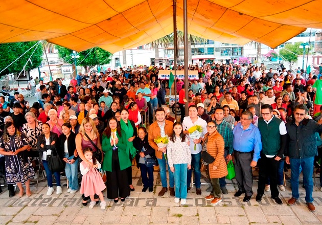 Amaxac arropa a Chava Santos y se suma a una visión valiente y diferente para Tlaxcala